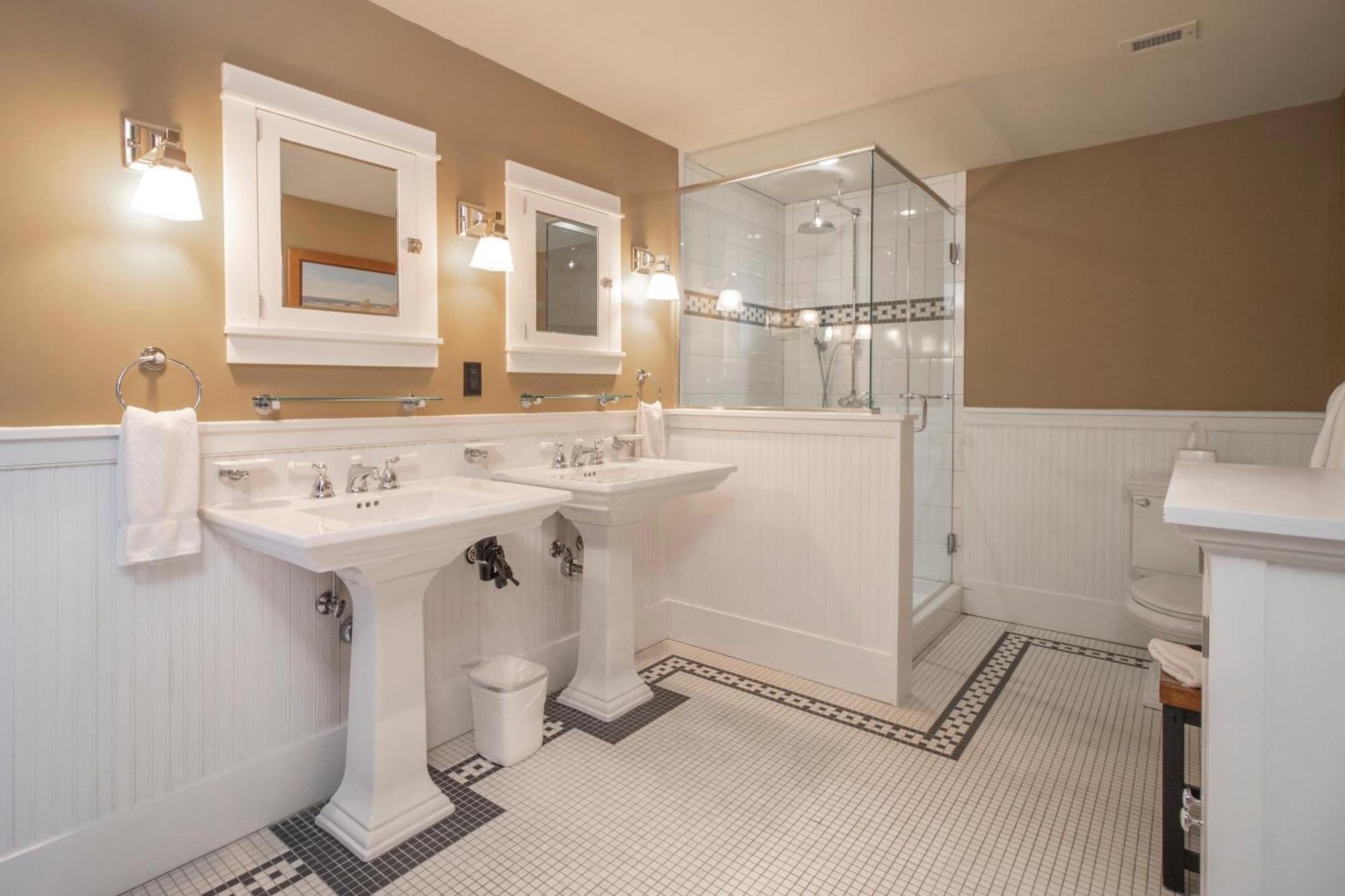 Tamarack Lodge Traverse City Rom bilde