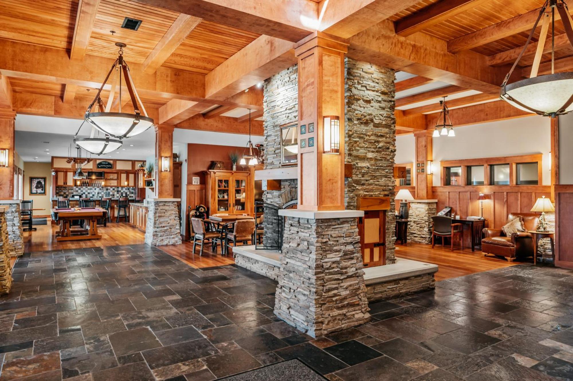 Tamarack Lodge Traverse City Eksteriør bilde